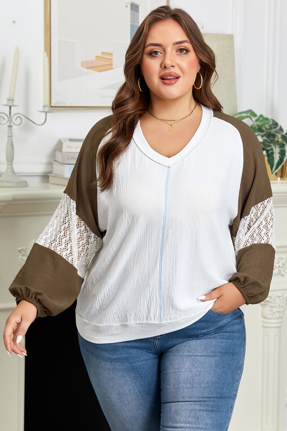Green Colorblock Lace Patchwork Balloon Sleeve V Neck Plus Size Blouse