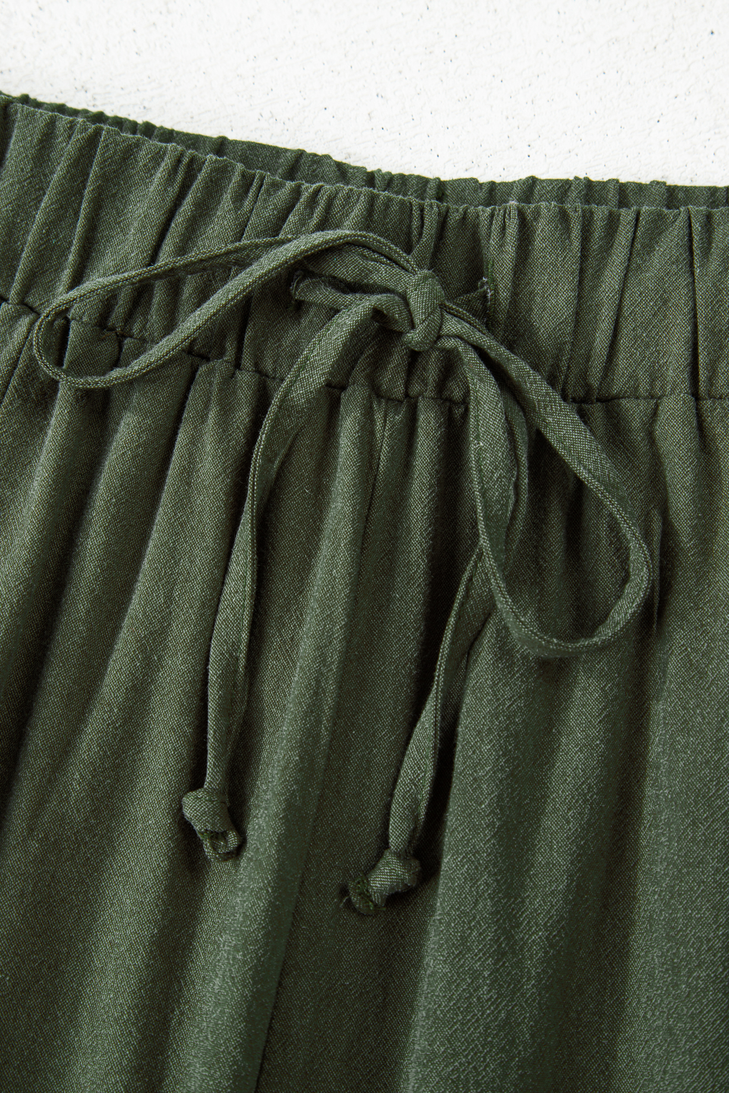 Black Drawstring Elastic Waist Patch Pocket Barrel Leg Casual Pants
