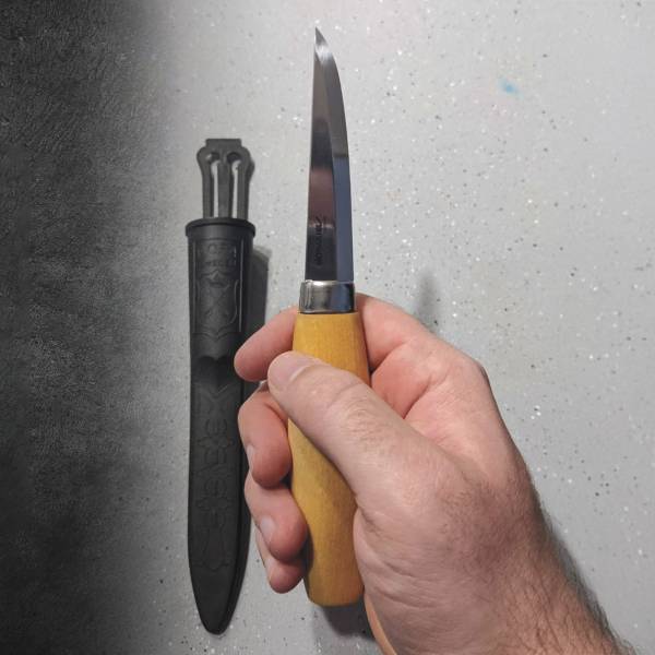 Whittling Knife - Signals Catalog