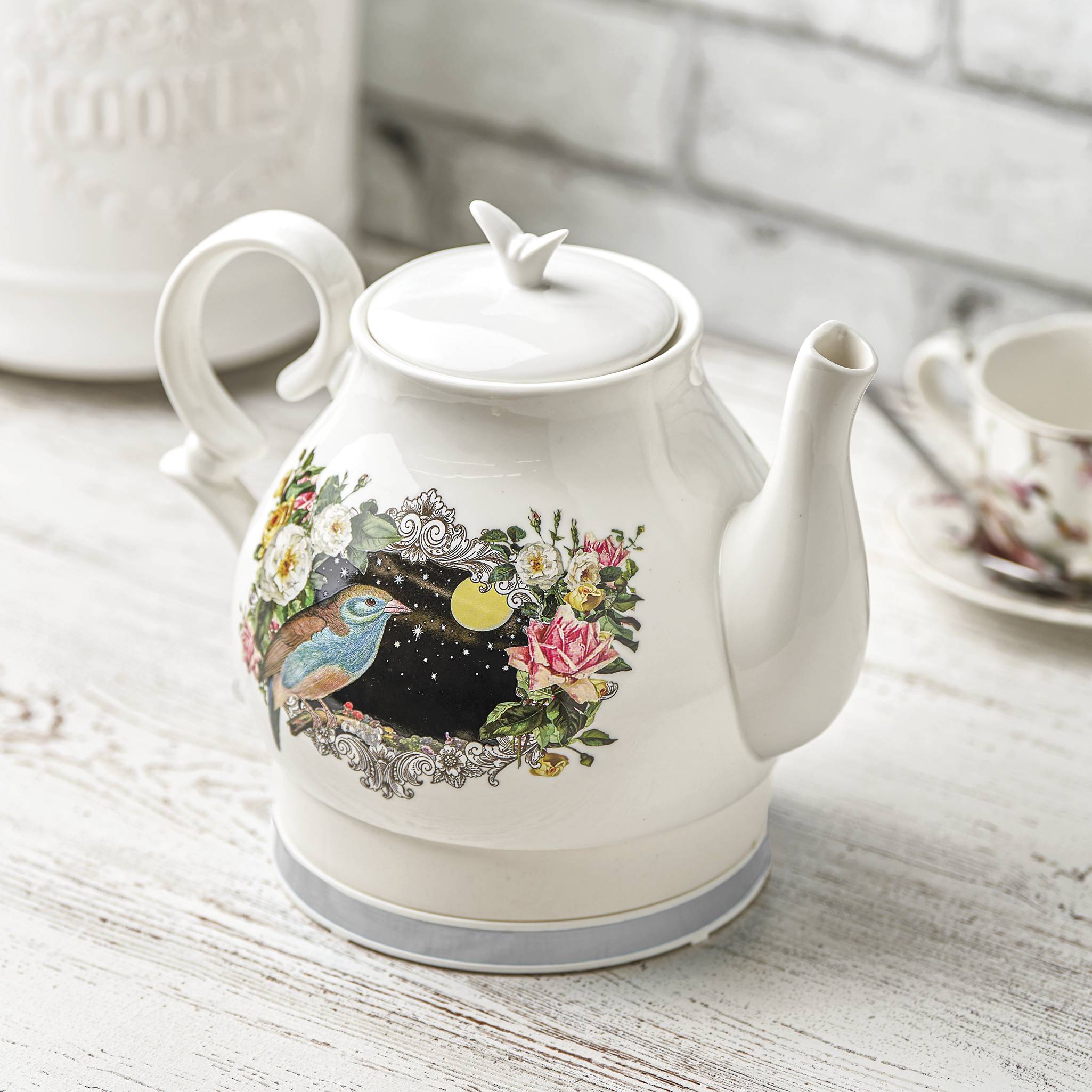 Early Bird Heat-Transforming Tea Kettle - Signals Catalog