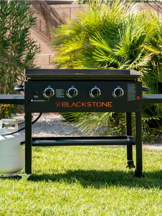Blackstone 4-Burner 36′′ Griddle Cooking Station with Side Shelves