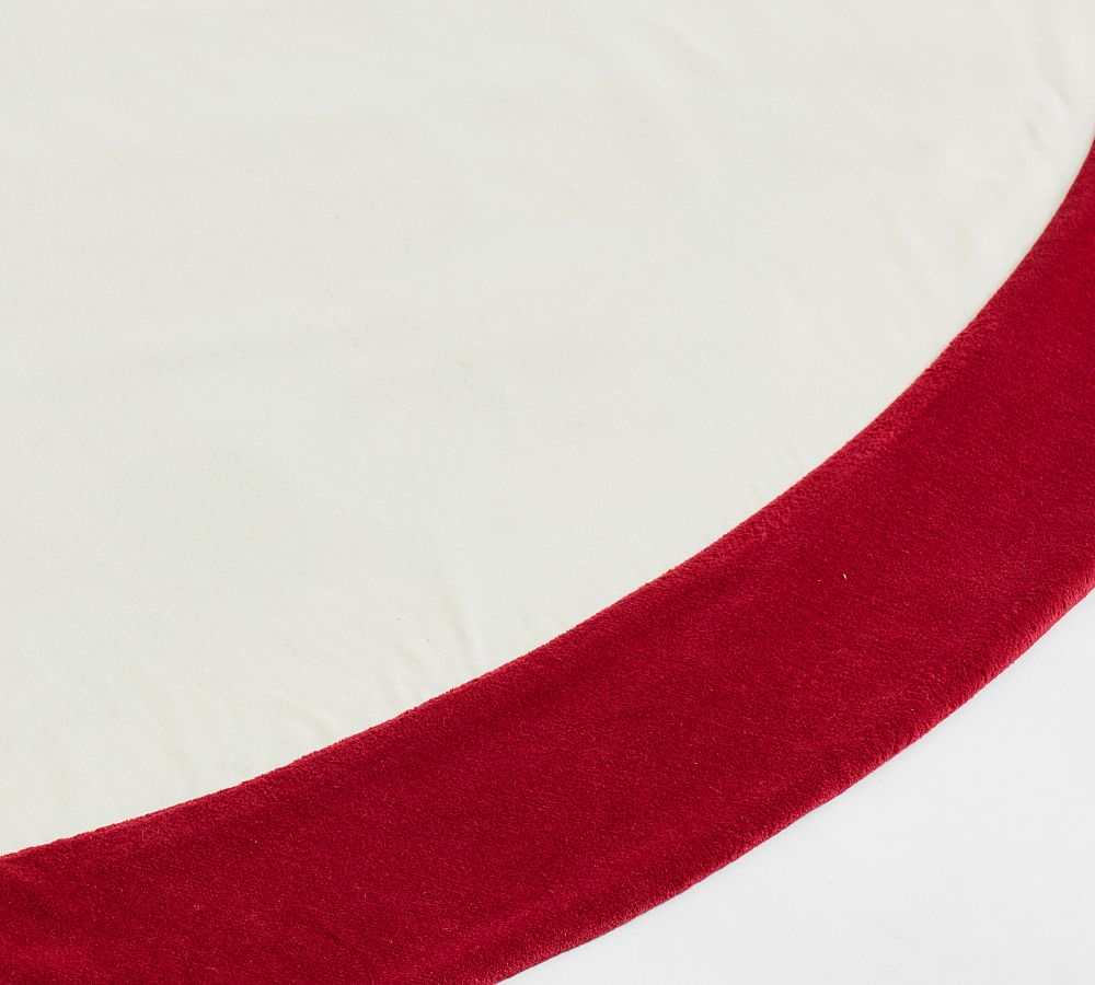 Classic Velvet Tree Skirt