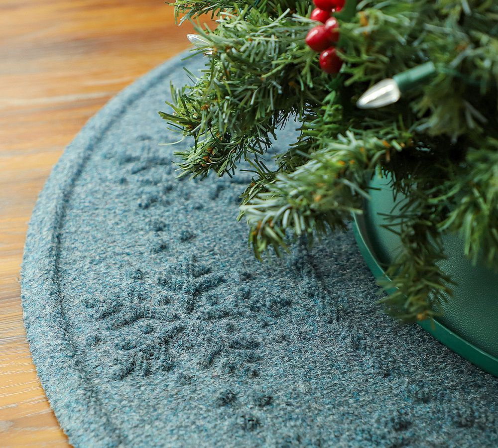 Snowflake Round Tree Skirt