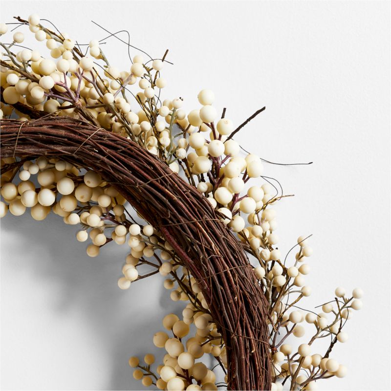Faux White Ilex Berry Wreath 30