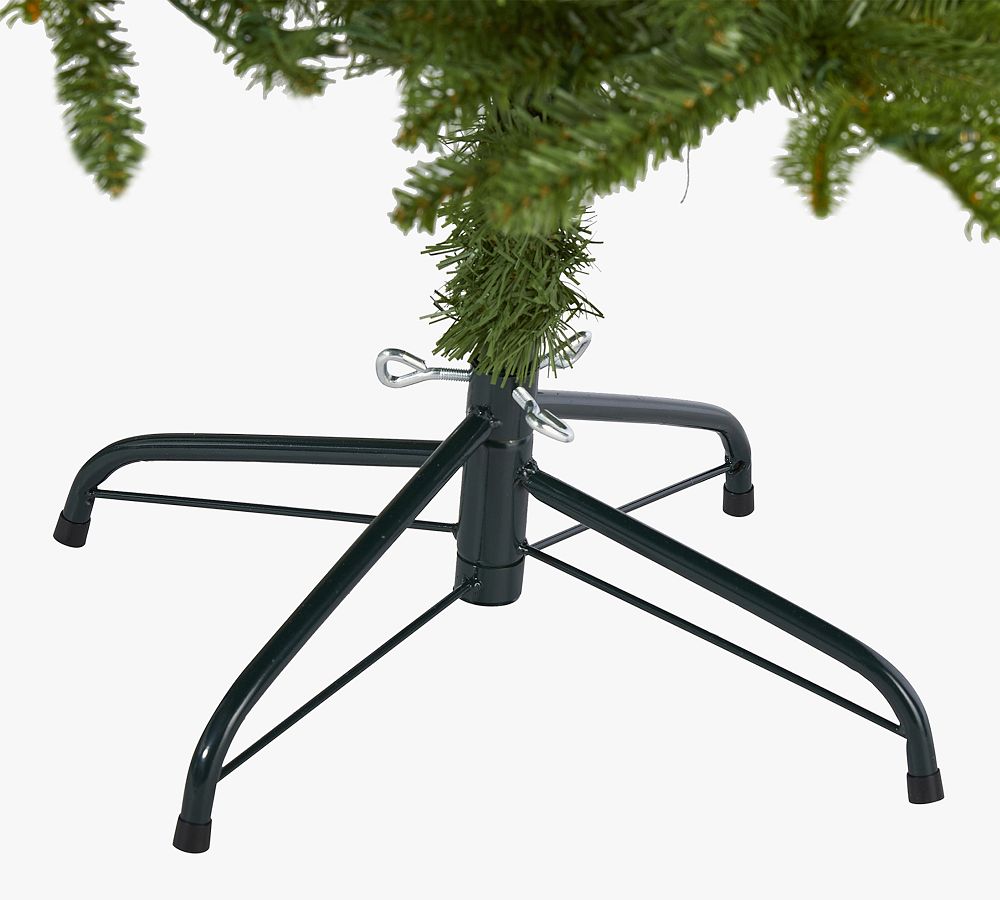 Lit Sierra Spruce Artificial Christmas Tree