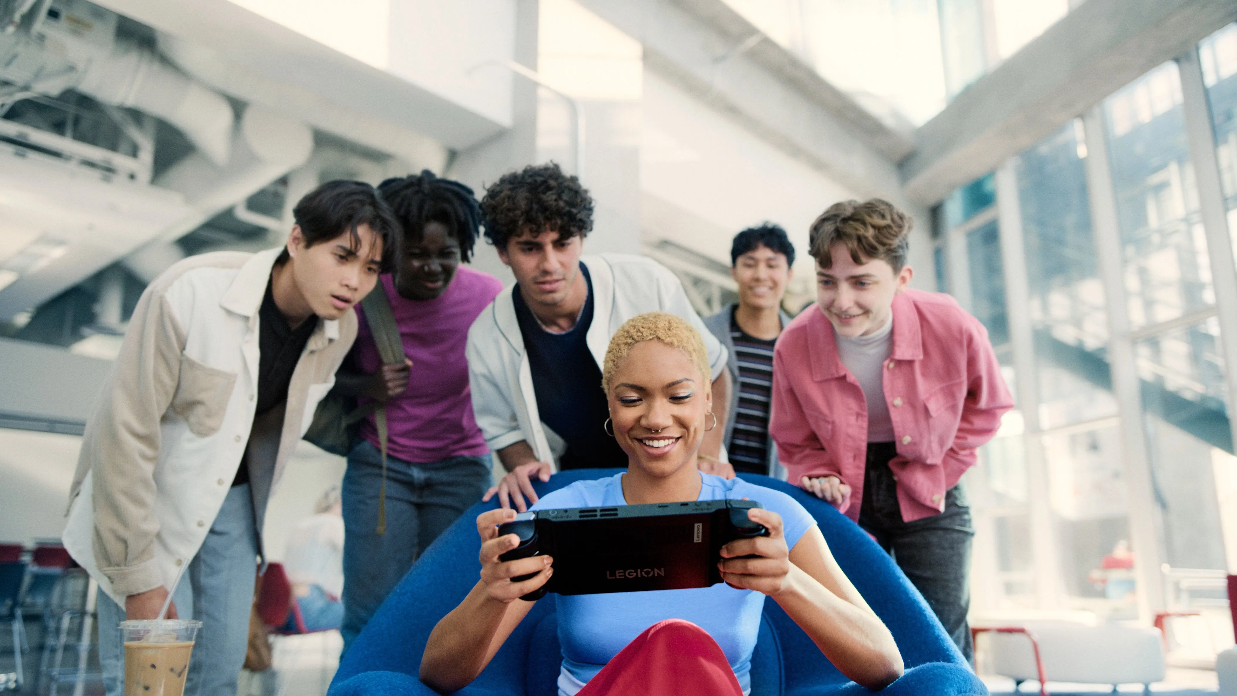 Lenovo – Legion Go 8.8′′ 144Hz WQXGA Gaming Handheld – AMD Ryzen Z1 Extreme – 16GB with 512 GB SSD – Shadow Black