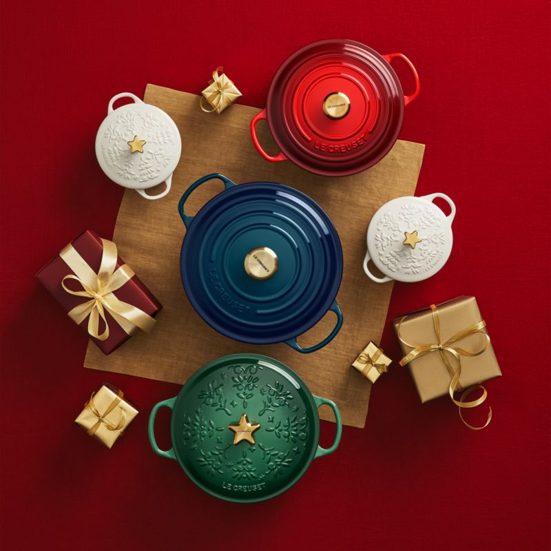 Le Creuset ® Mini Noel Cocotte with Star Knob White