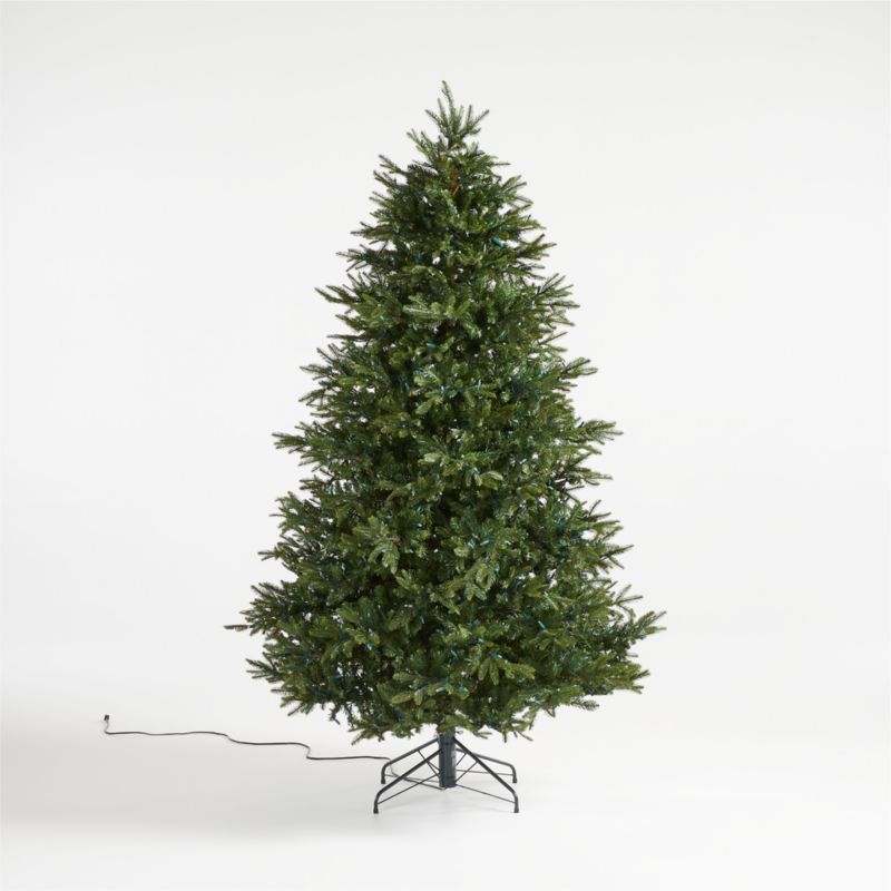 Faux Alaskan Spruce Pre-Lit LED Christmas Tree with White Lights 7.5'