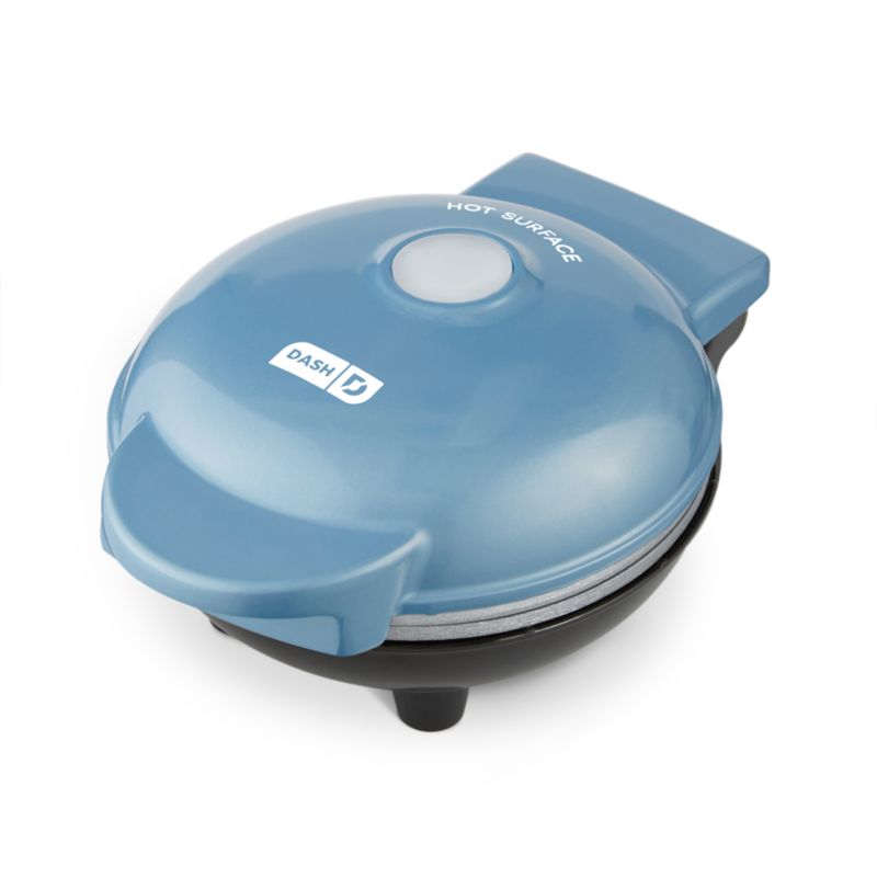 Dash ® Snowman Mini Waffle Maker with Ceramic Non-Stick Plates