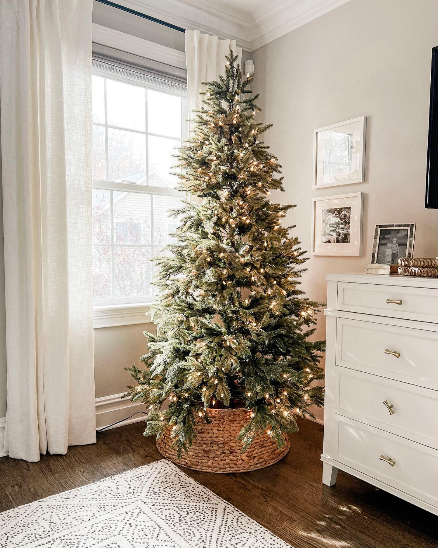 Woven Christmas Tree Collar 27