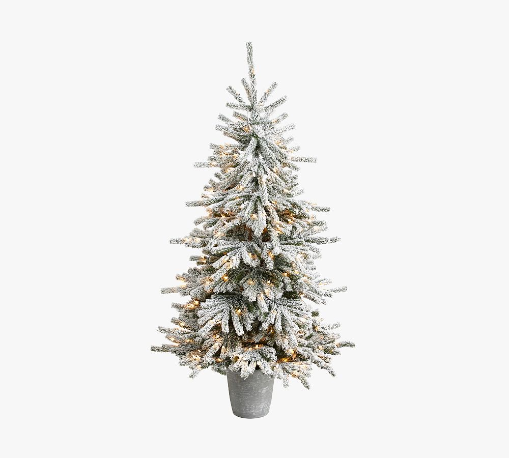 Lit Long Vermont Pine Artificial Christmas Tree