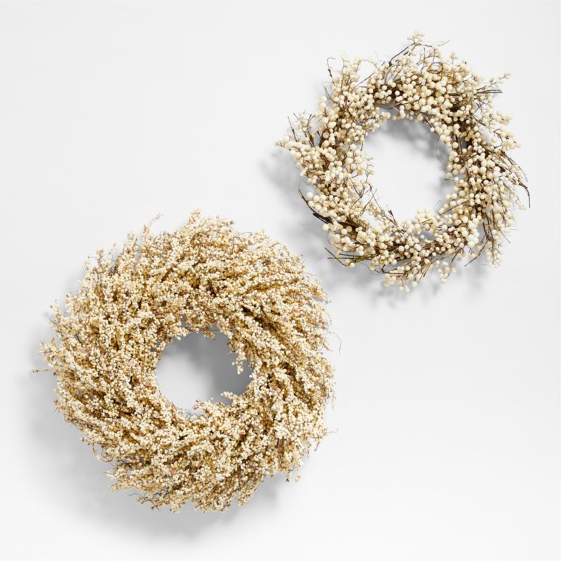 Faux White Ilex Berry Wreath 30