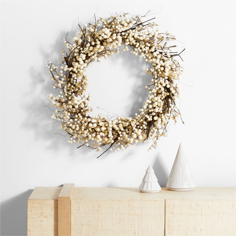 Faux White Ilex Berry Wreath 30