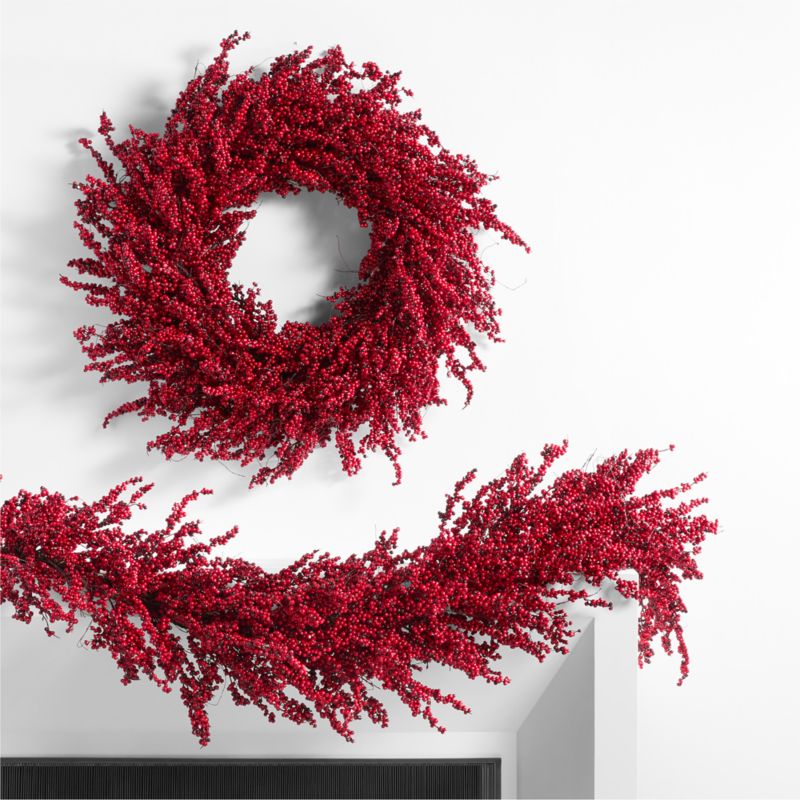 Red Mini Berry Wreath & Garland Set