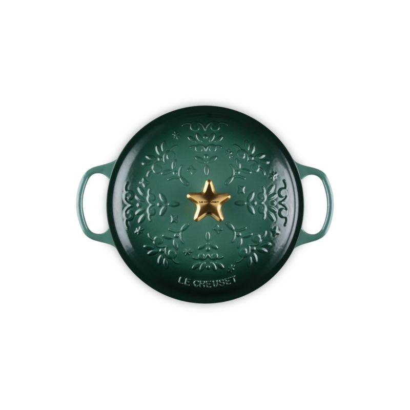 Le Creuset ® Signature Noel Artichaut 4.5-Qt. Round Dutch Oven with Embossed Tree and Star Knob