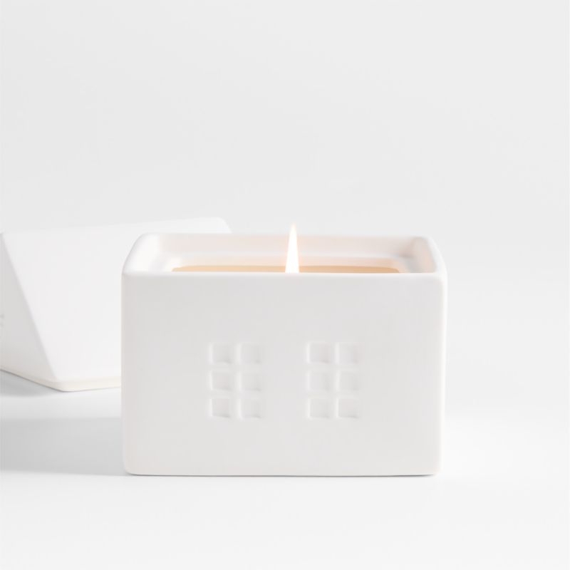 White Ceramic House 1-Wick Holiday Scented Candle - Balsam and Peppermint