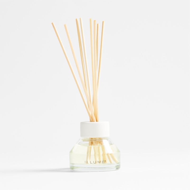 ILLUME ® Balsam & Cedar Holiday Scented Reed Diffuser