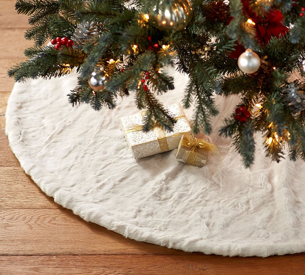 Faux Fur Alpaca Tree Skirt