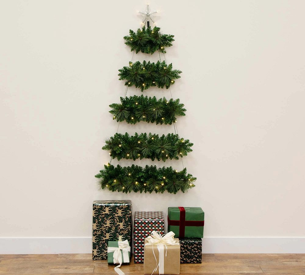 Faux Lit Wall Hanging Christmas Tree