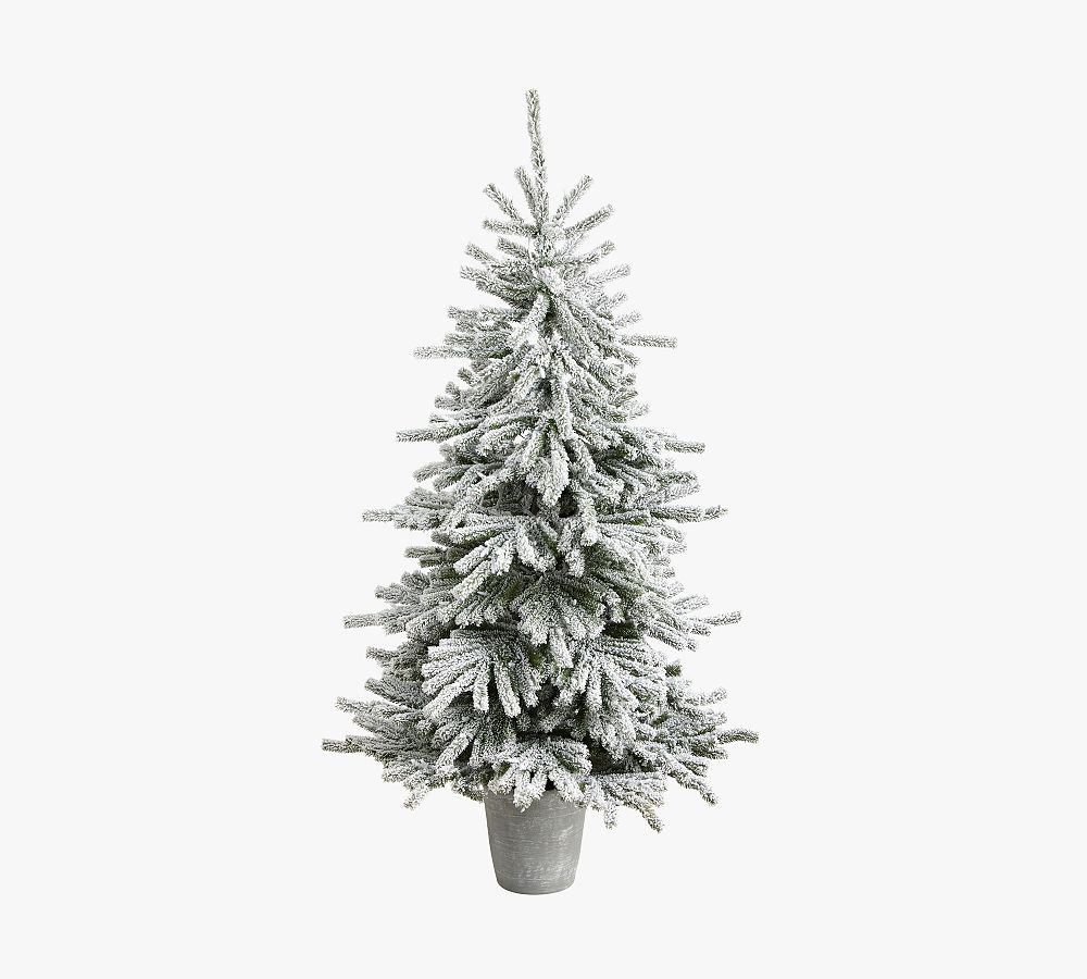 Lit Long Vermont Pine Artificial Christmas Tree