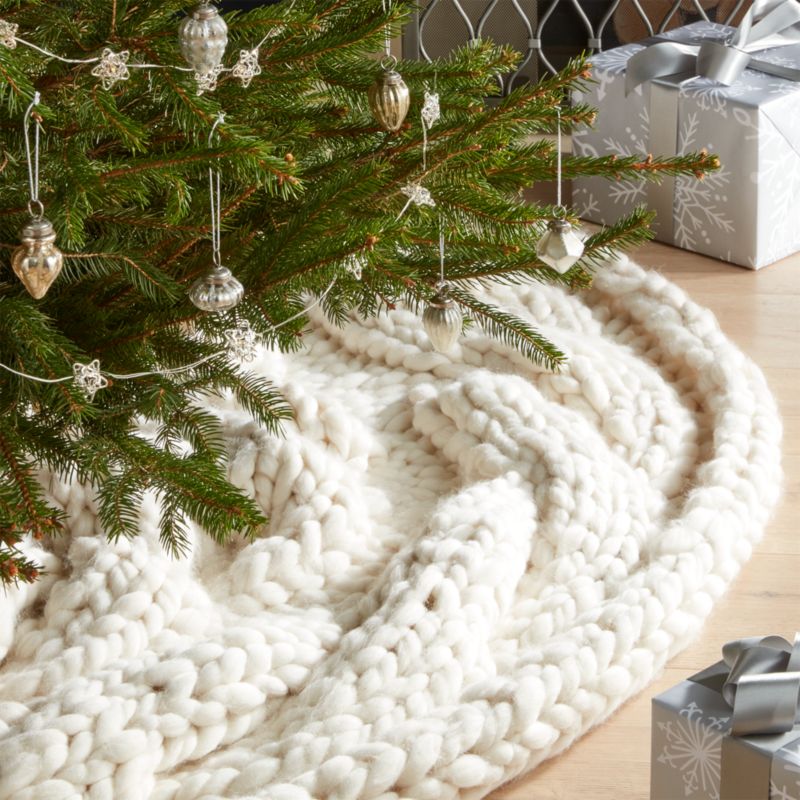 Ivory Cozy Knit Christmas Tree Skirt