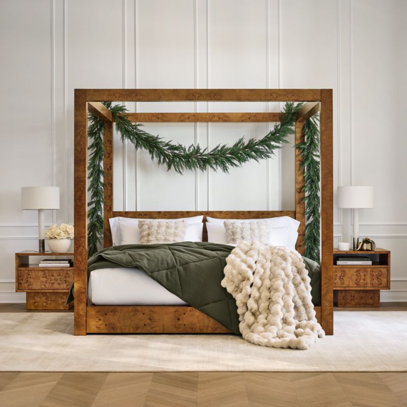 Faux Cypress Real Touch Holiday Garland 15'