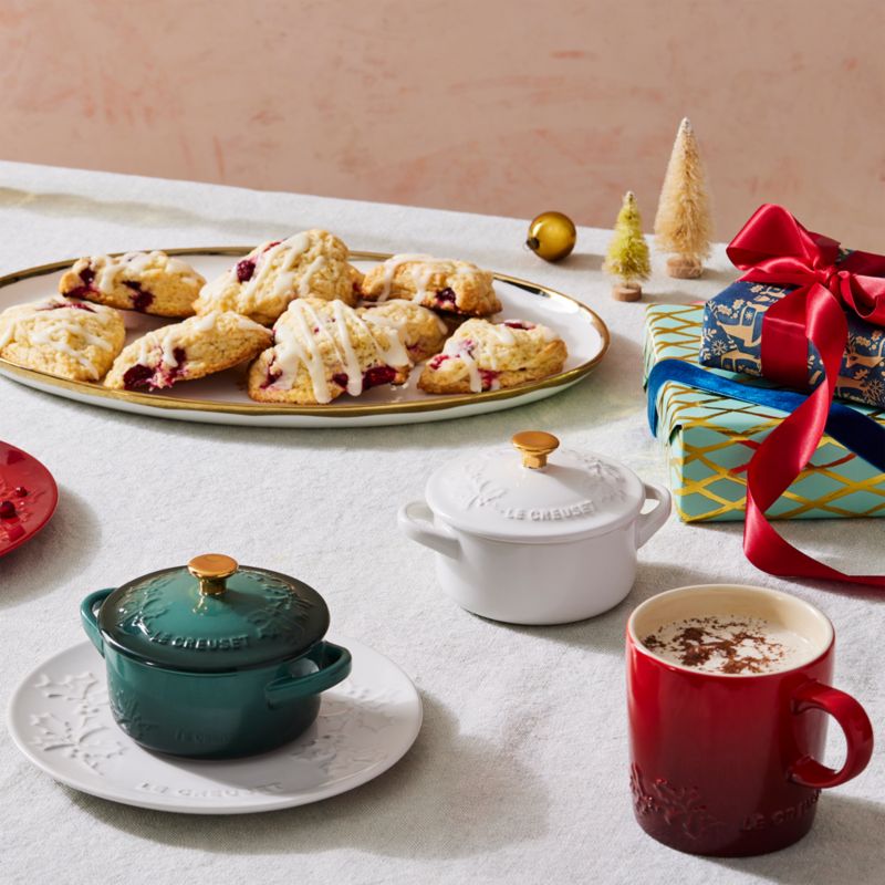 Le Creuset ® 8 oz. Artichaut Holly Mini Round Cocotte with Gold Knob