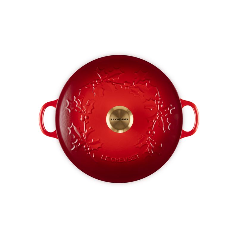 Le Creuset ® Traditional Holly Cerise 4.5-Qt. Round Dutch Oven with Gold Knob