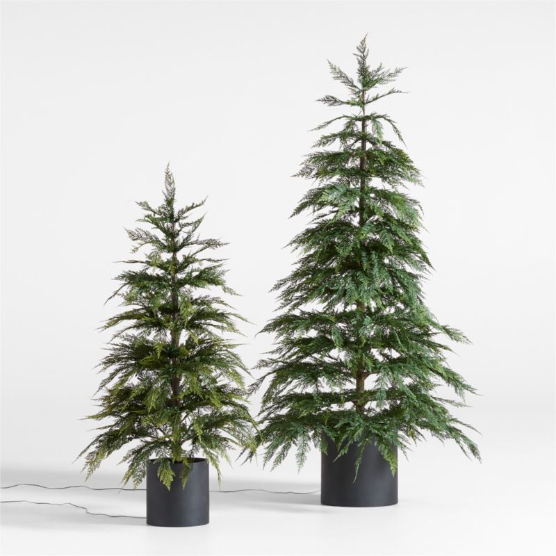 Faux Potted Hemlock Small Pre-Lit LED Christmas Tree with White Lights 4'