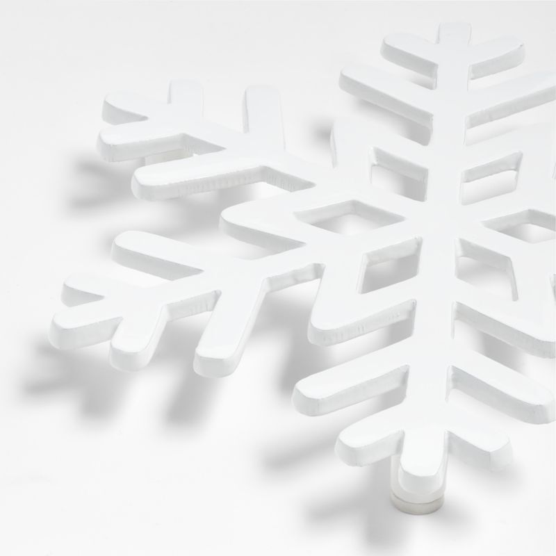 White Snowflake Trivet