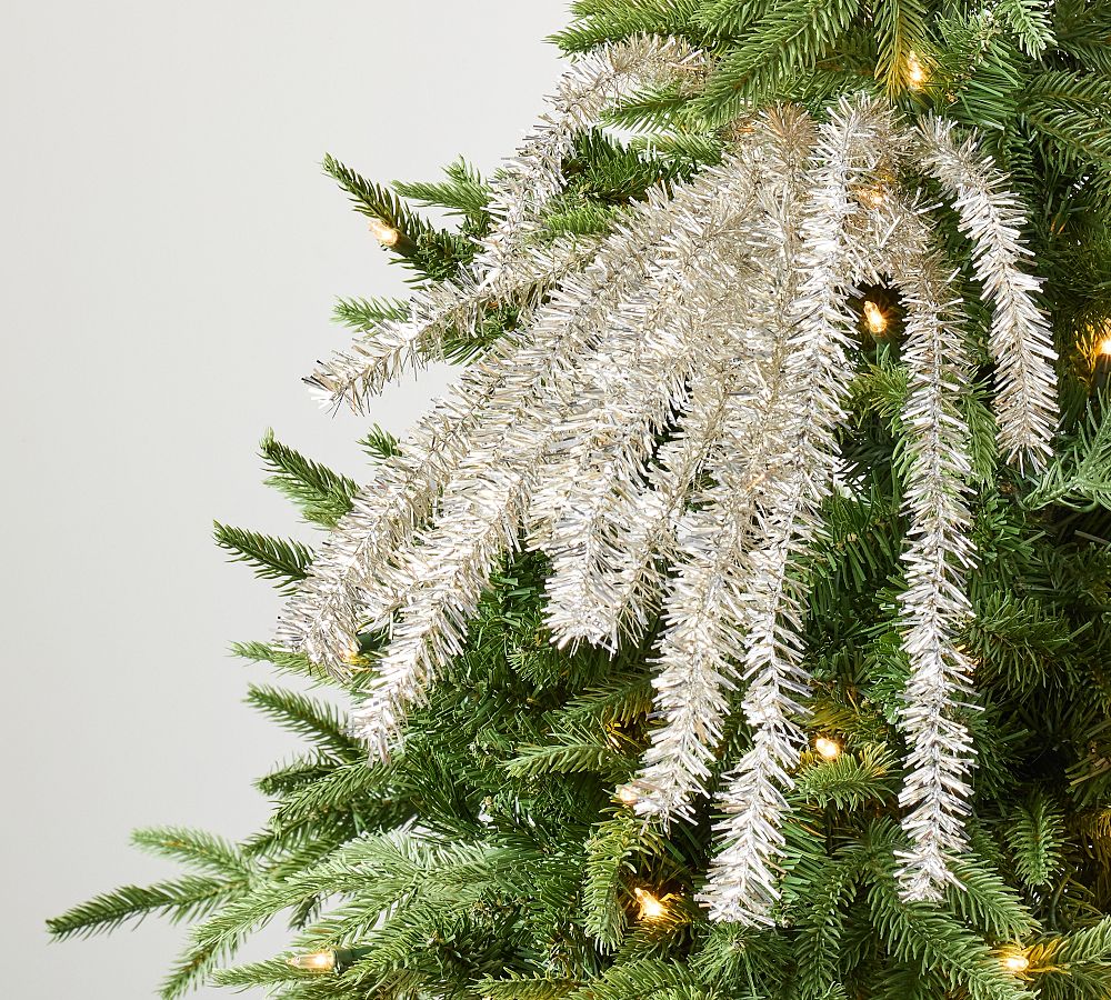 Tinsel Tree Pick