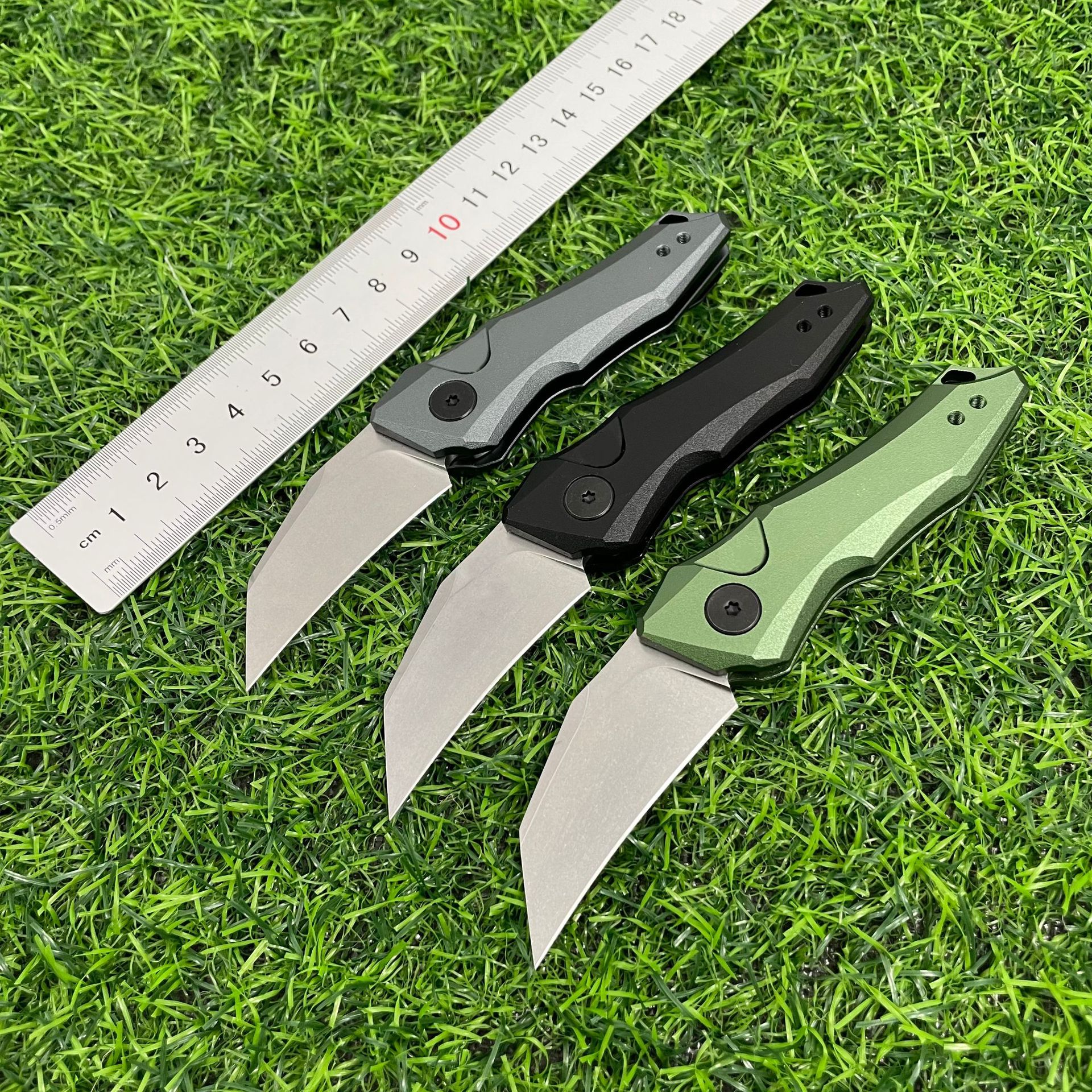 ✨Christmas Special - Up to 85% OFF🎅-Launch 10 Automatic Knife 7350 - Sabremaster