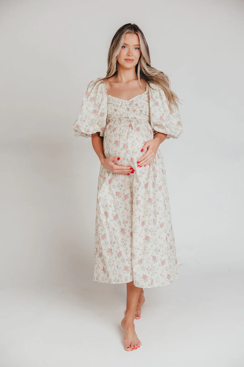 Harlow Maxi Dress in Off-White Floral - Bump Friendly & Inclusive Sizing (S-3XL) - Iieemm