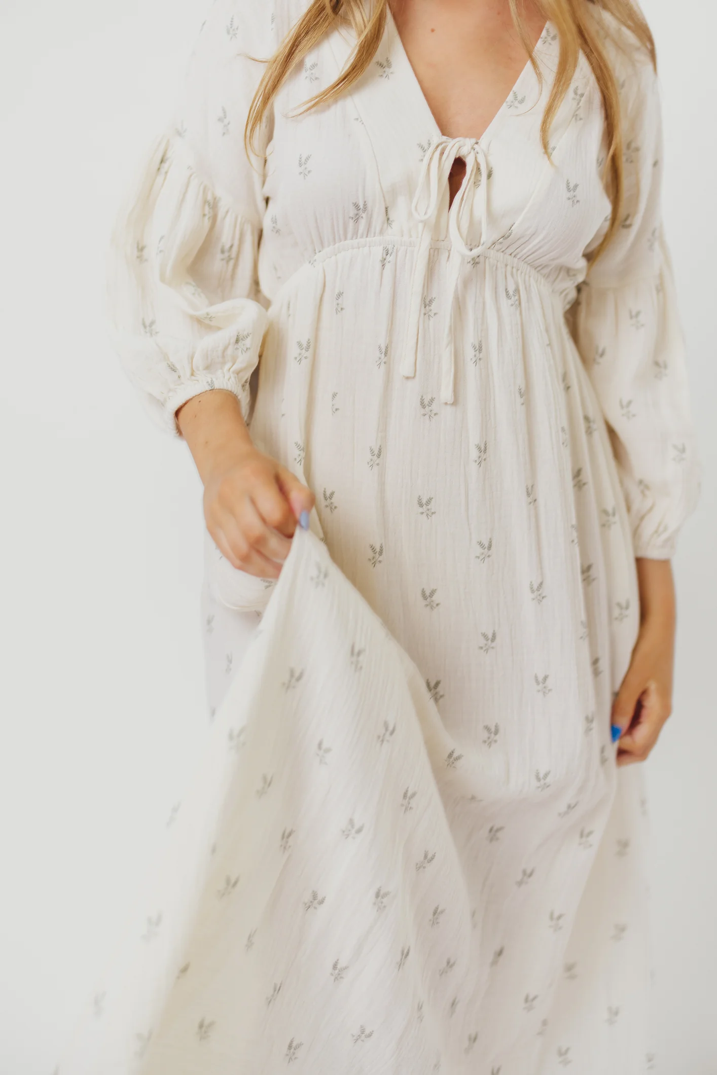 Hunter 100% Cotton Gauze Midi Dress in Soy/Sage Foliage - Bump Friendly and Inclusive Sizing - Iieemm