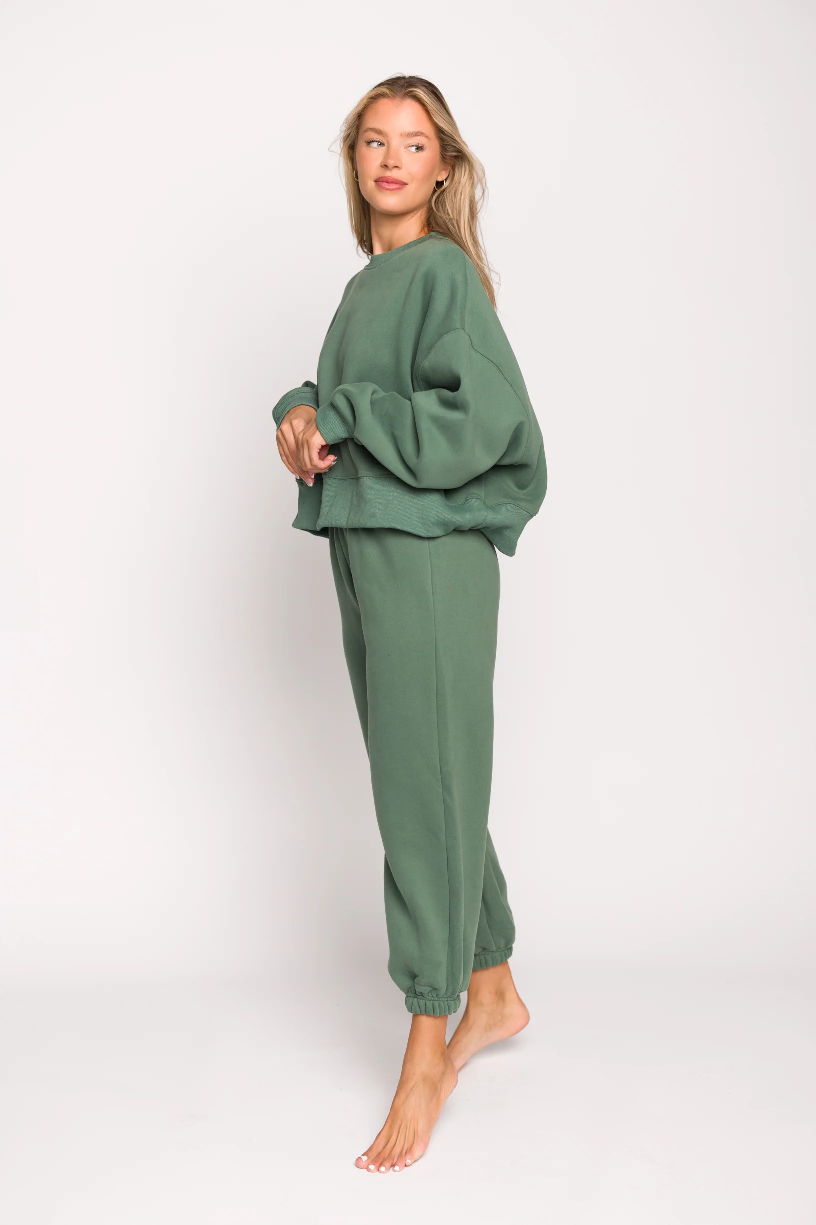 Comfy Cozy Sweatshirt in Pine (Sold Separately) - Iieemm