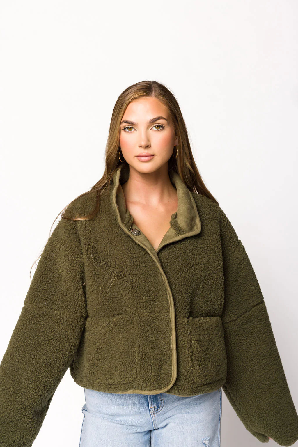 Abby Sherpa and Suede Reversible Jacket in Olive - Iieemm
