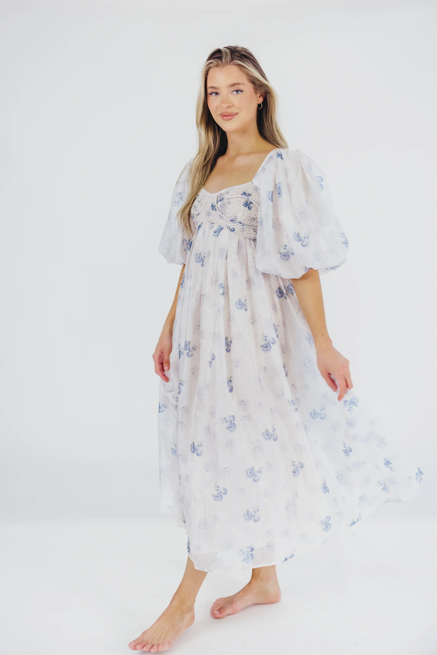 Harlow Maxi Dress in Muted Blue Floral - Bump Friendly & Inclusive Sizing (S-3XL) - Iieemm