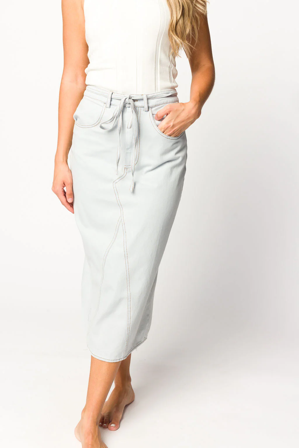 Ellie Light Washed Denim Midi Skirt in Light Denim - Iieemm