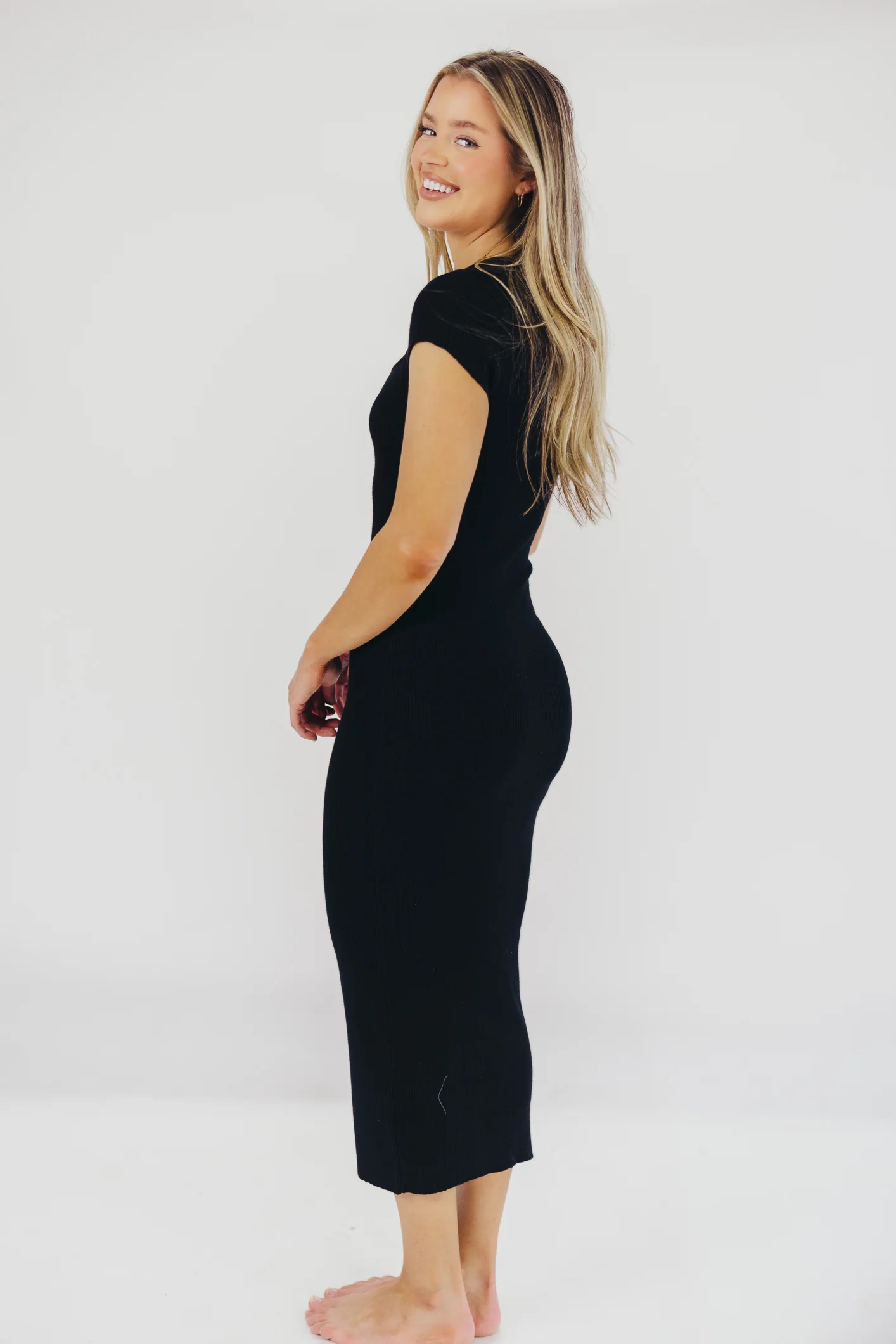Wren Ribbed Knit Maxi Dress with Square Neckline in Black (XS-XL) - Worth Collective Exclusive - Iieemm