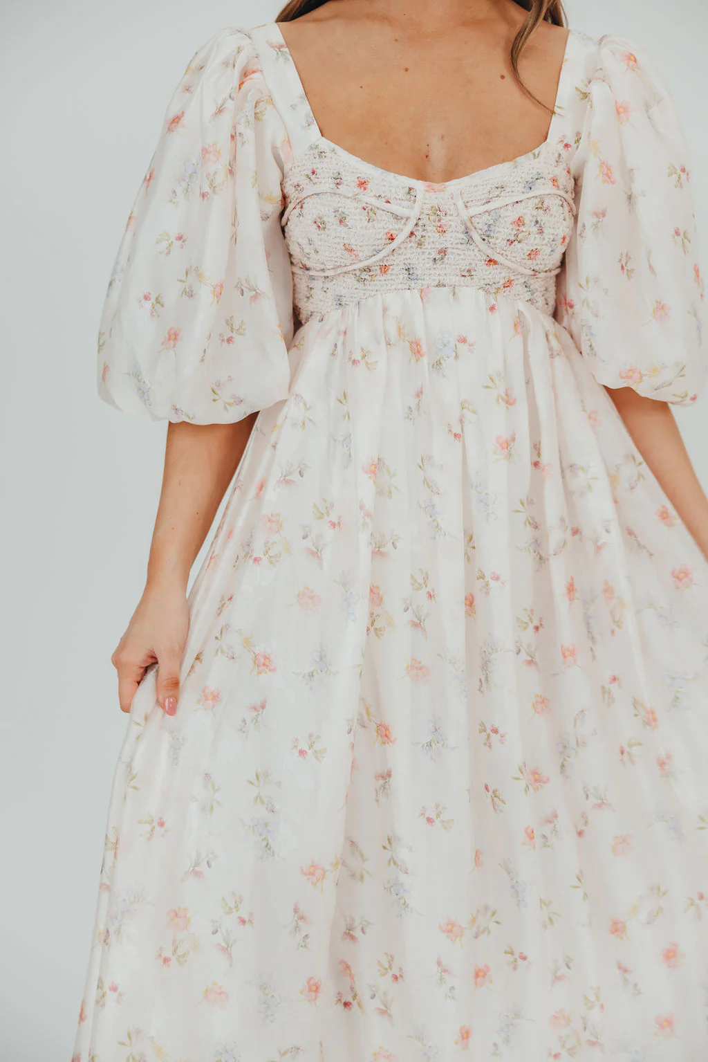 Harlow Maxi Dress in Tiny Pink Floral - Bump Friendly & Inclusive Sizing (S-3XL) - Iieemm