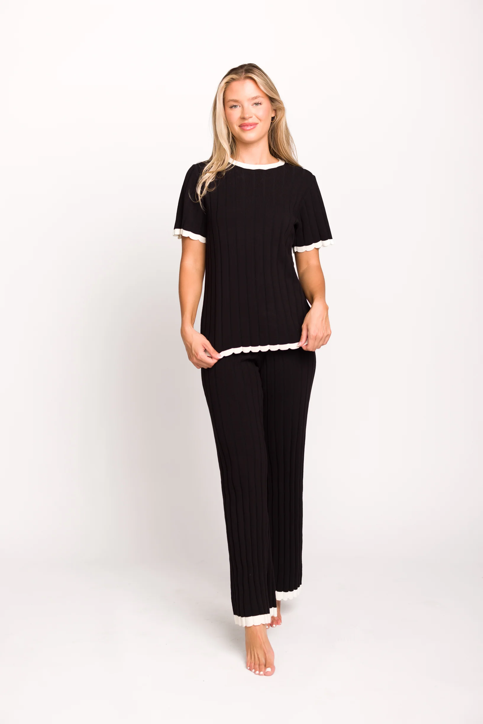 Adele Ribbed Knit Top and Pants Set in Black - Iieemm