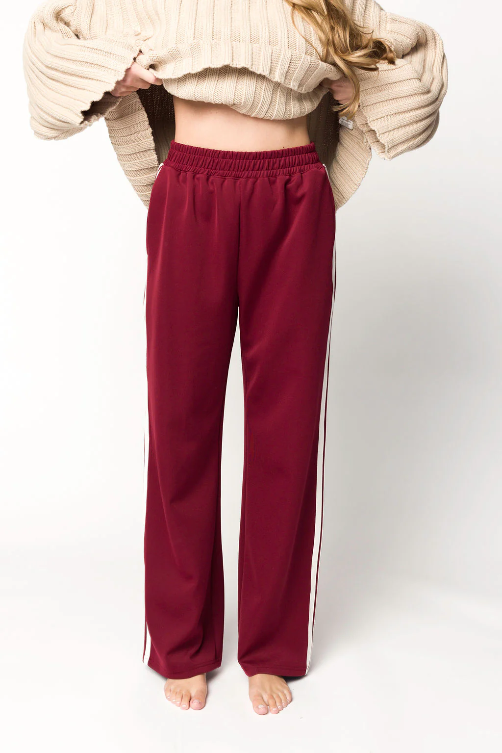 Sue Wide Leg Track Pants in Burgundy - Iieemm