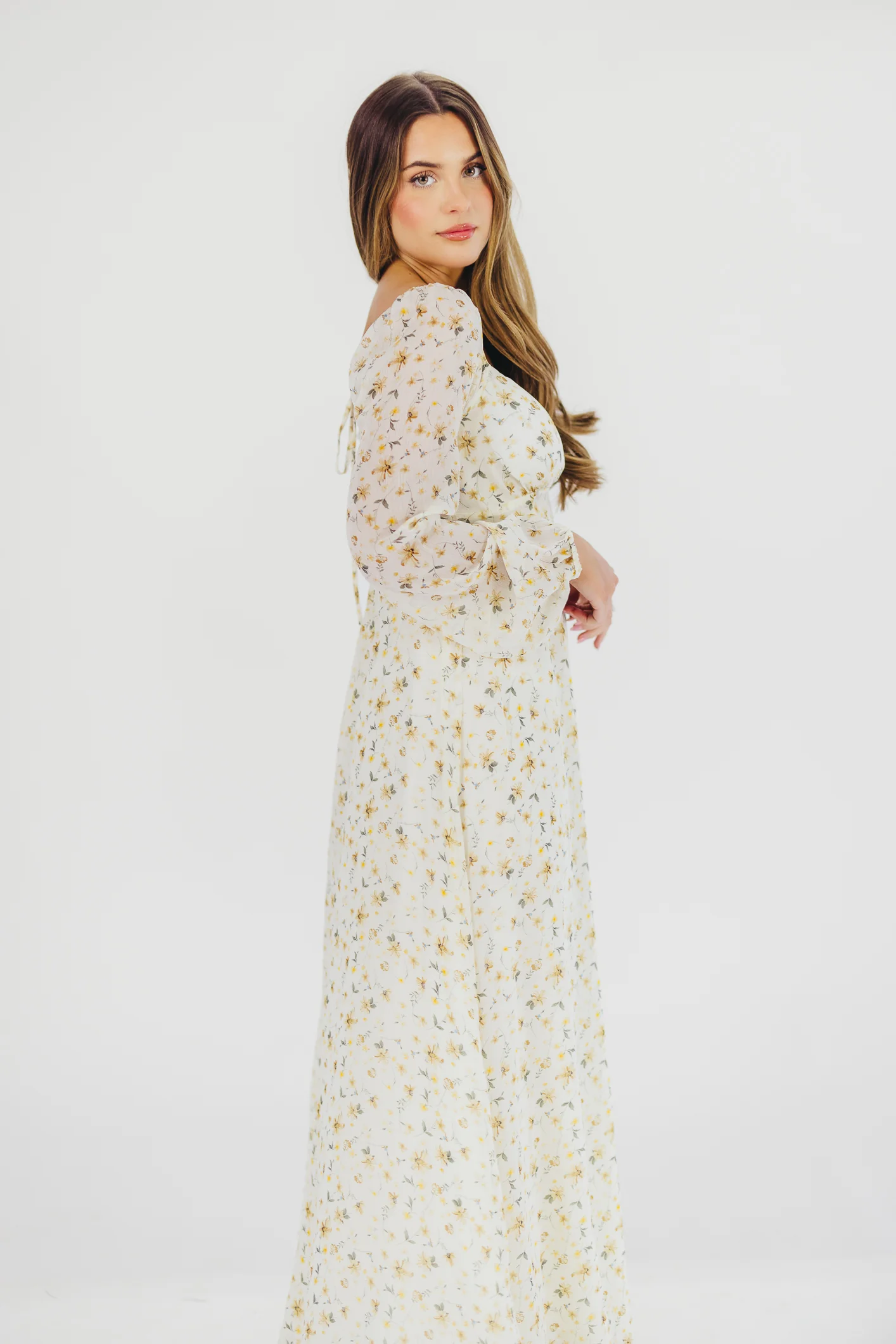 Parker Smocked Maxi Dress with Puffed Sleeves in Ivory/Yellow - Bump Friendly & Inclusive Sizing (S-3XL) - Iieemm