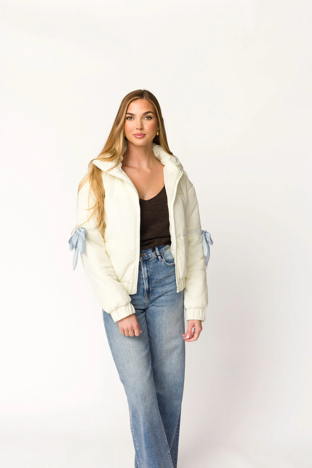 Andy Bow Cropped Puffer Jacket in Bone - Iieemm