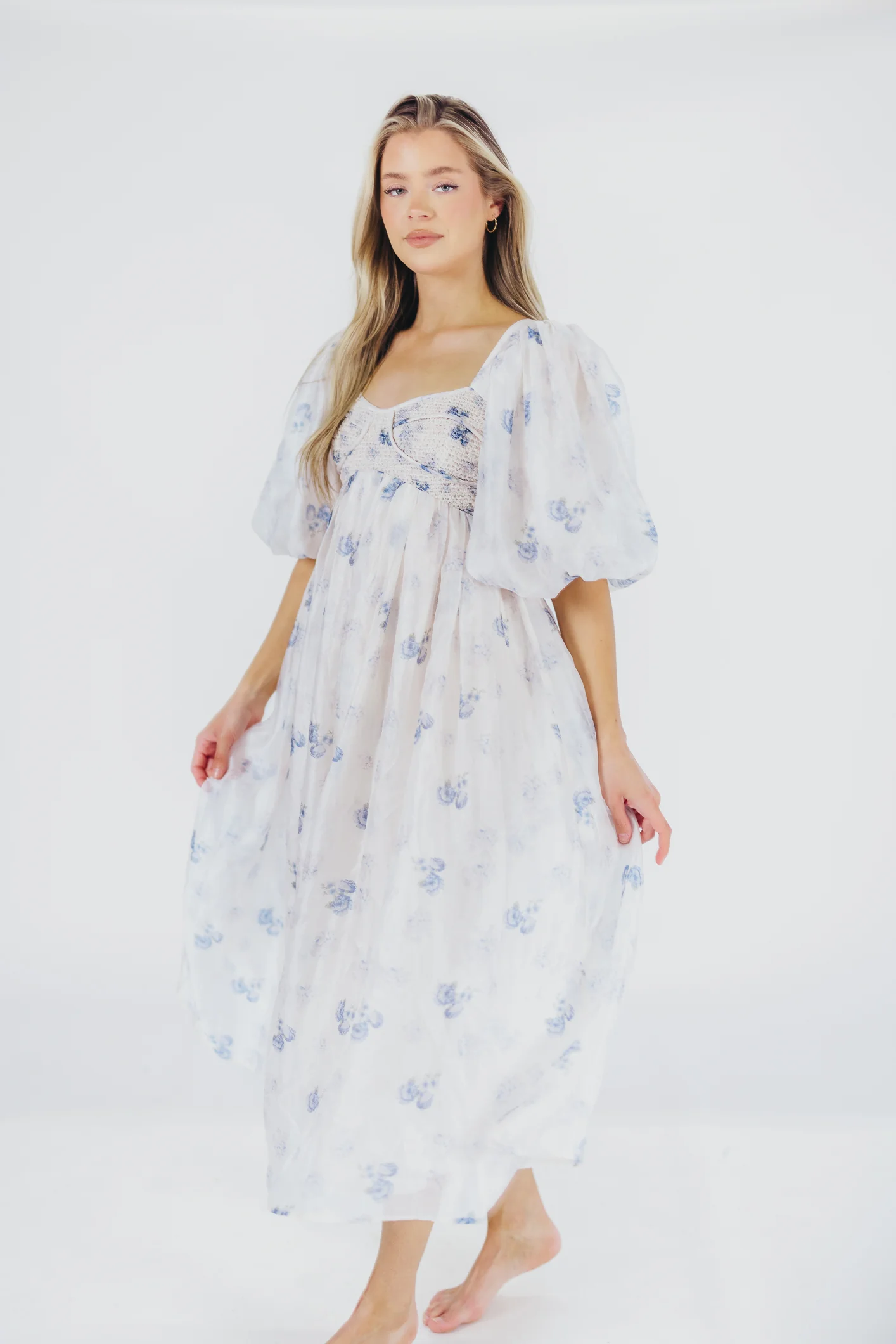 Harlow Maxi Dress in Muted Blue Floral - Bump Friendly & Inclusive Sizing (S-3XL) - Iieemm