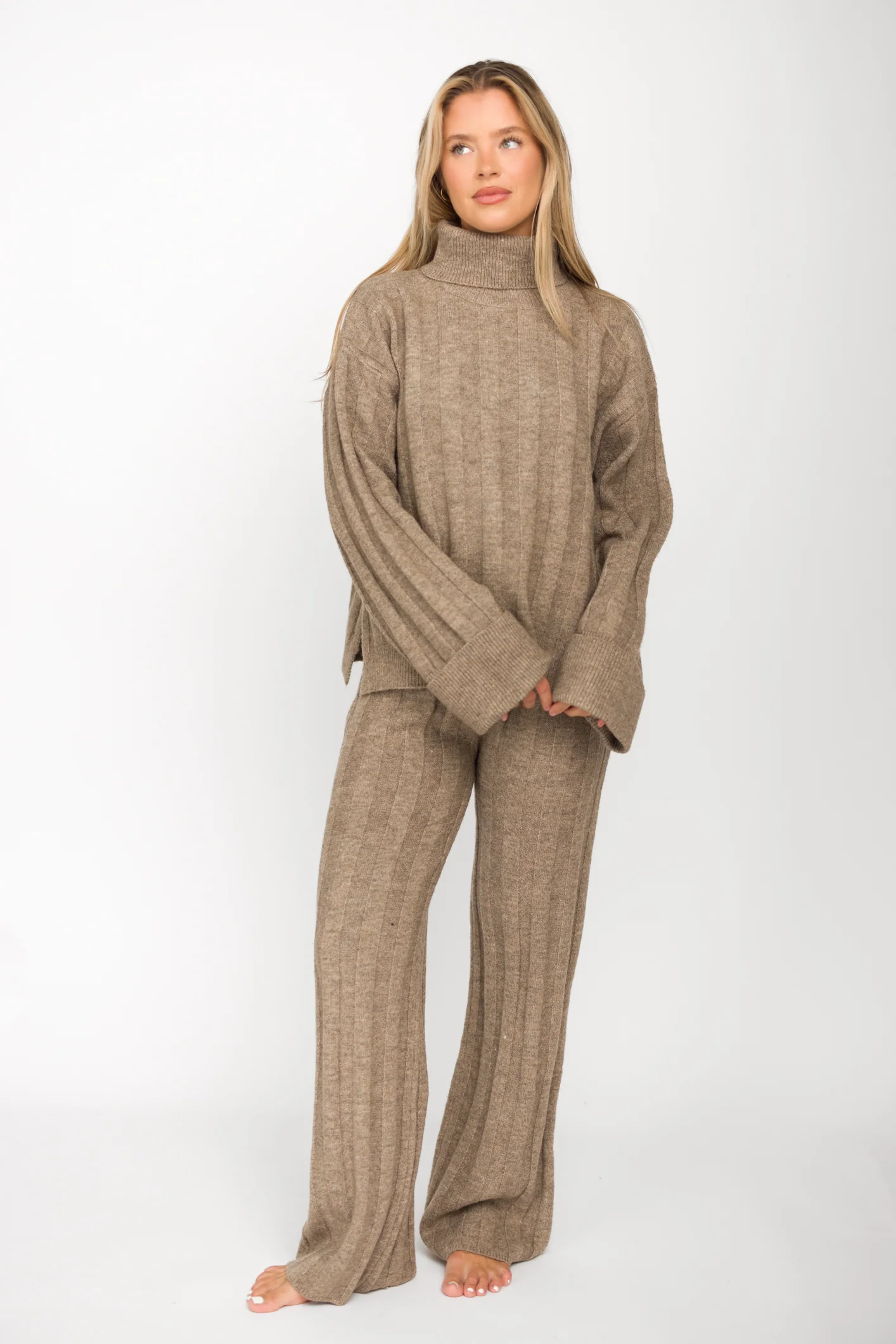 Kai Thick Ribbed Knit Two Piece Sweater Set in Taupe - Iieemm