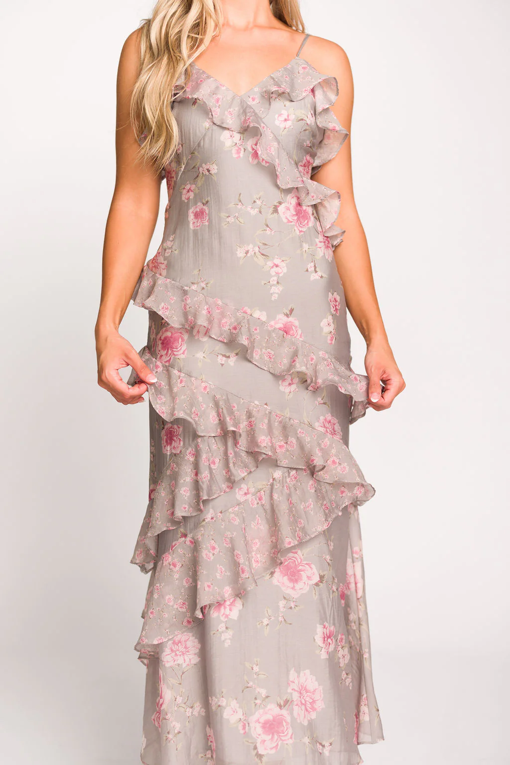 Amelia Ruffle Maxi Dress in Grey/Pink Floral - Iieemm