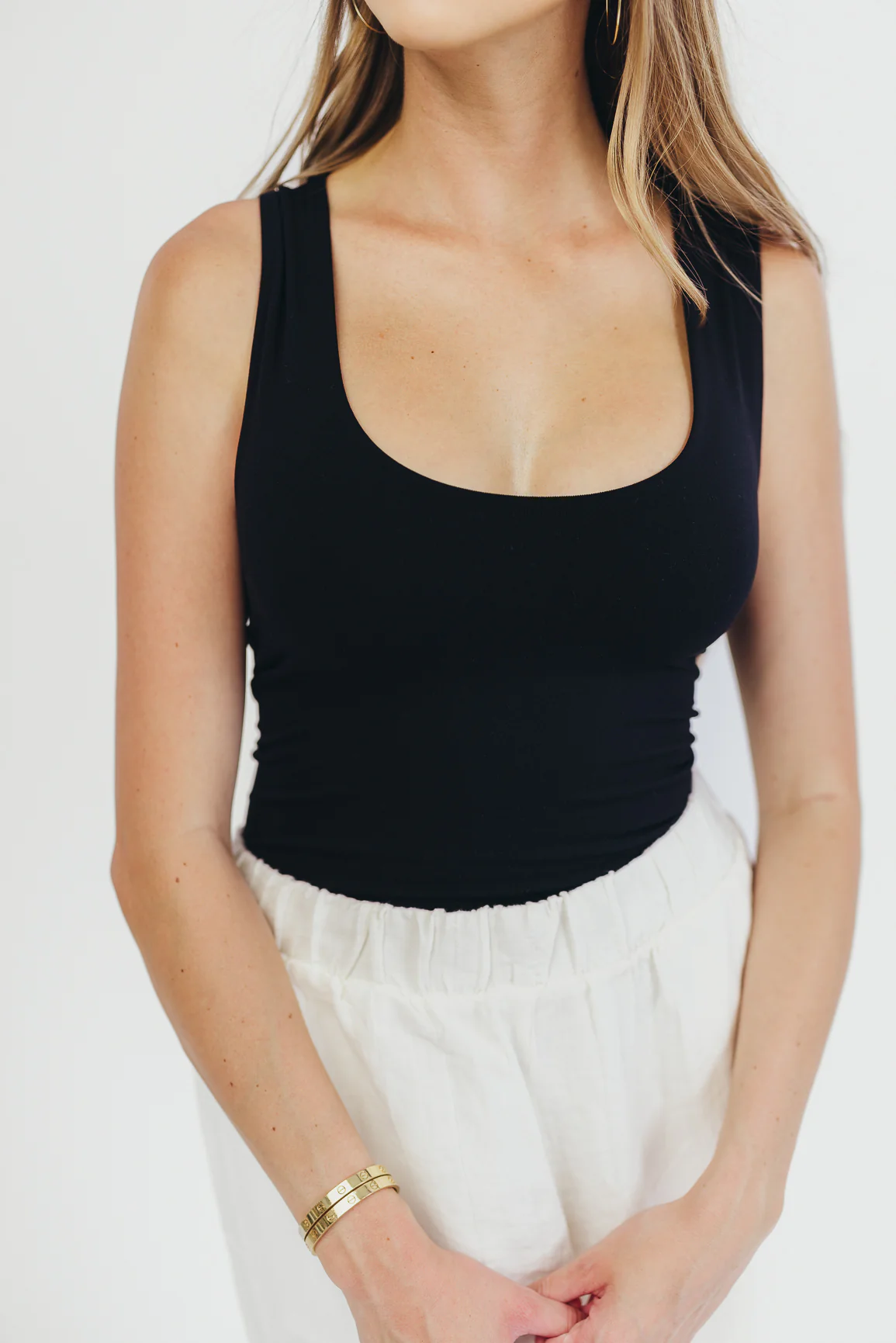 It Takes Two Seamless Tank in Black - Iieemm