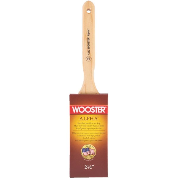 Wooster Alpha 2-1/2 In. Flat Paint Brush - Iieemm