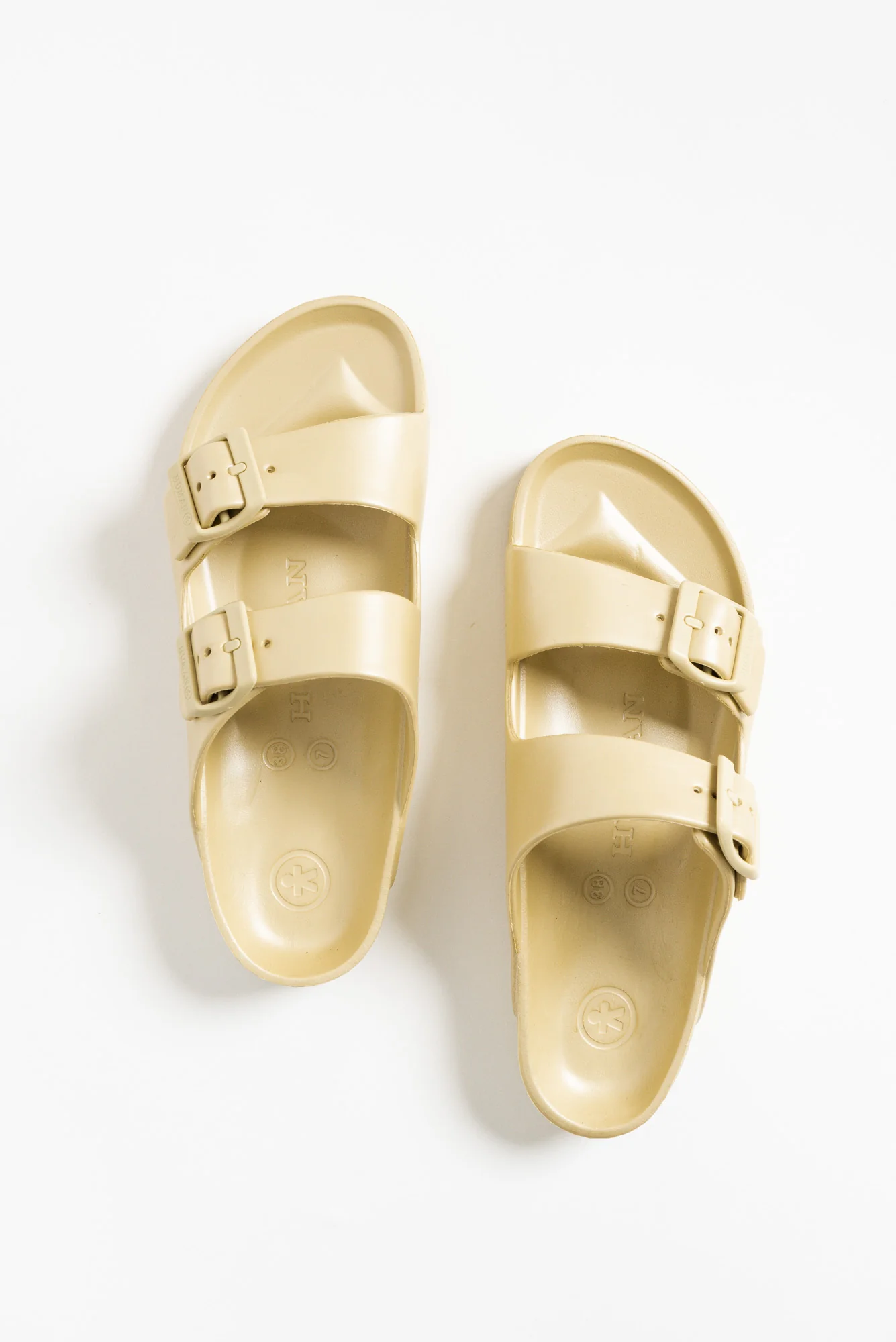 Ripe Gold Buckle Slide